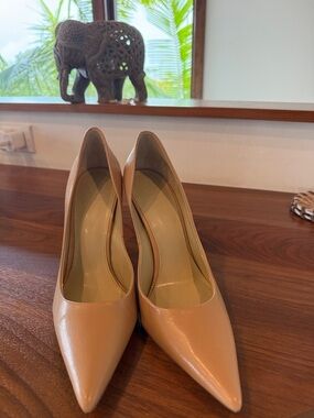 Guess Women's Nude Pointed-Toe Pump - Classic Leather Heels